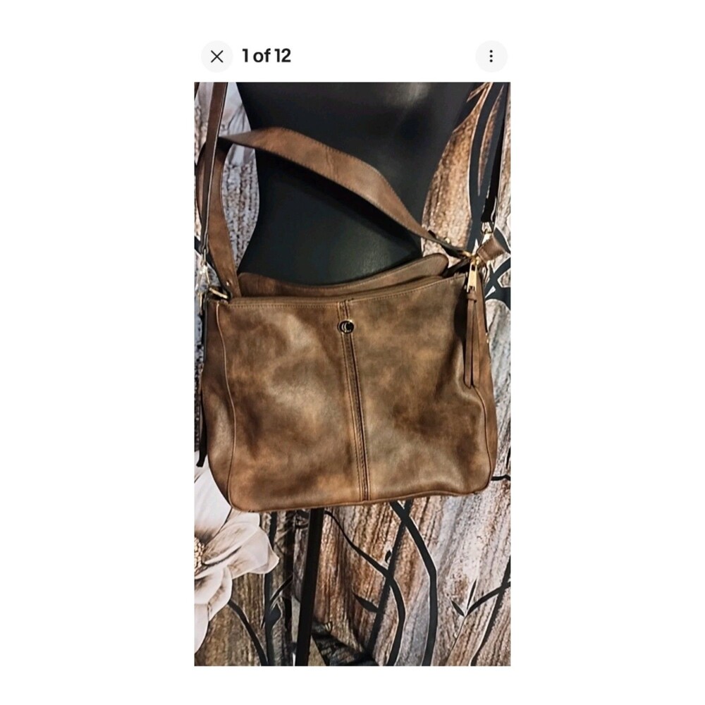 CLUCI brand vegan leather hobo handbag in a dark coffee color Excellent BBOA266